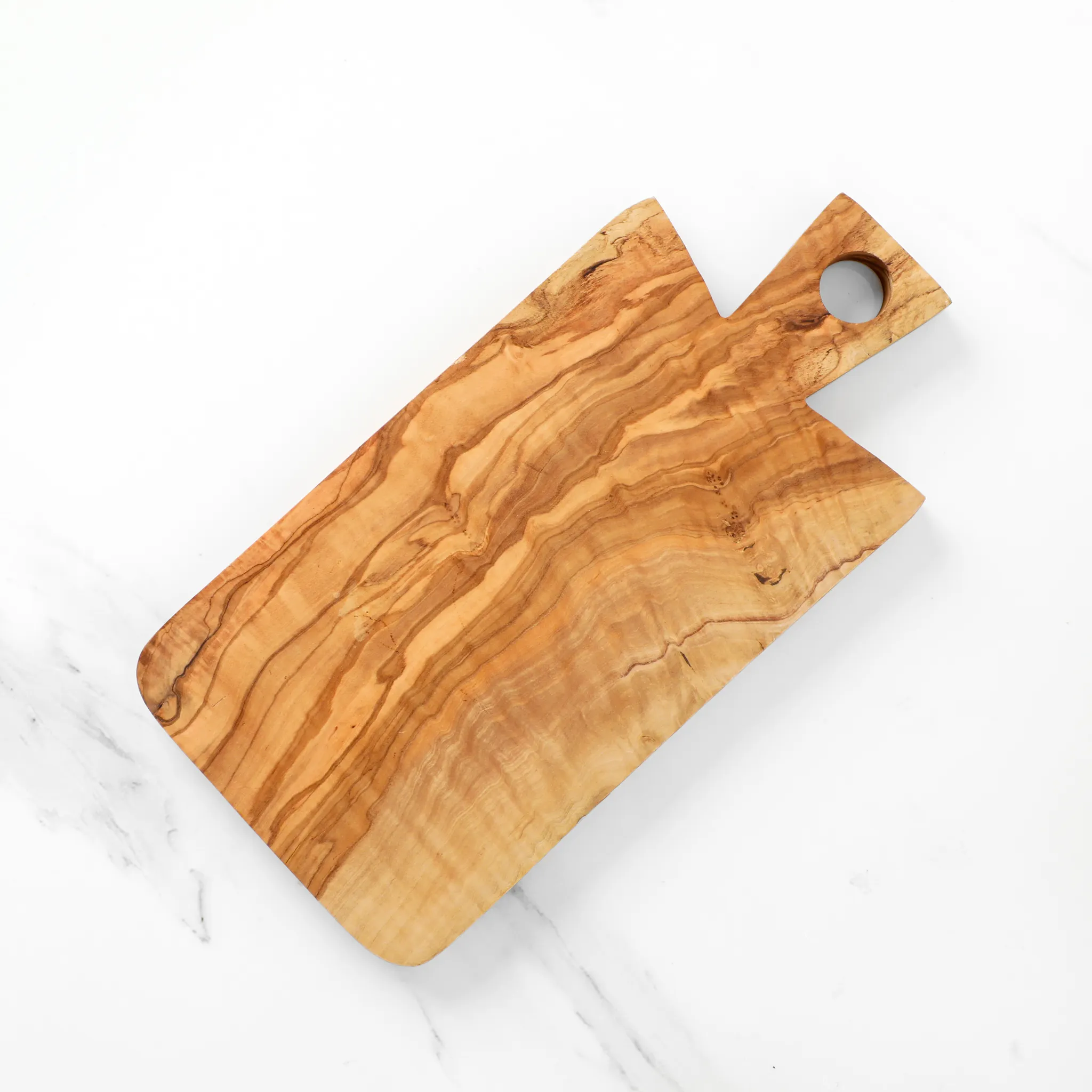 olive wood cutting board with rectangular handle