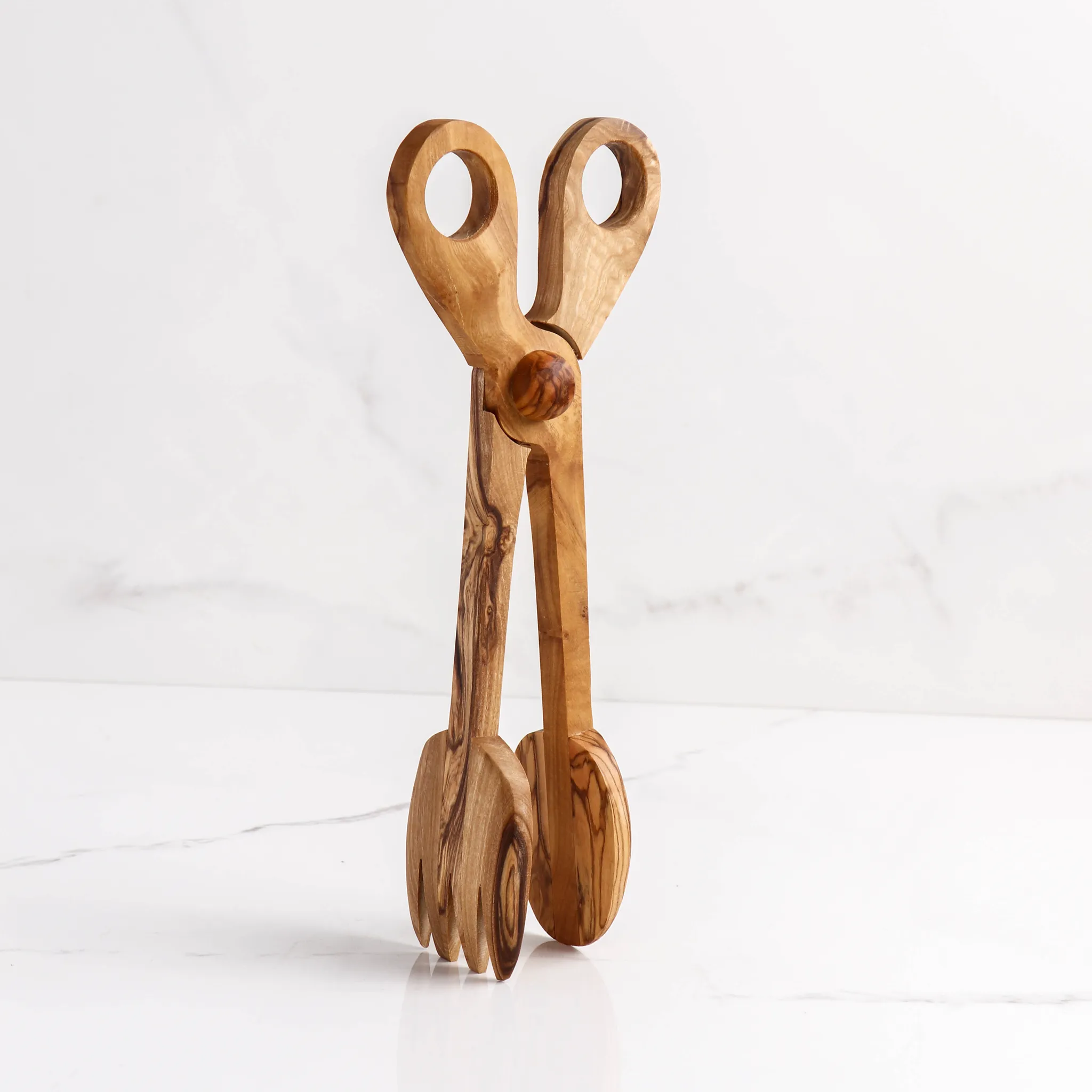 olive wood salad /bbq tongs